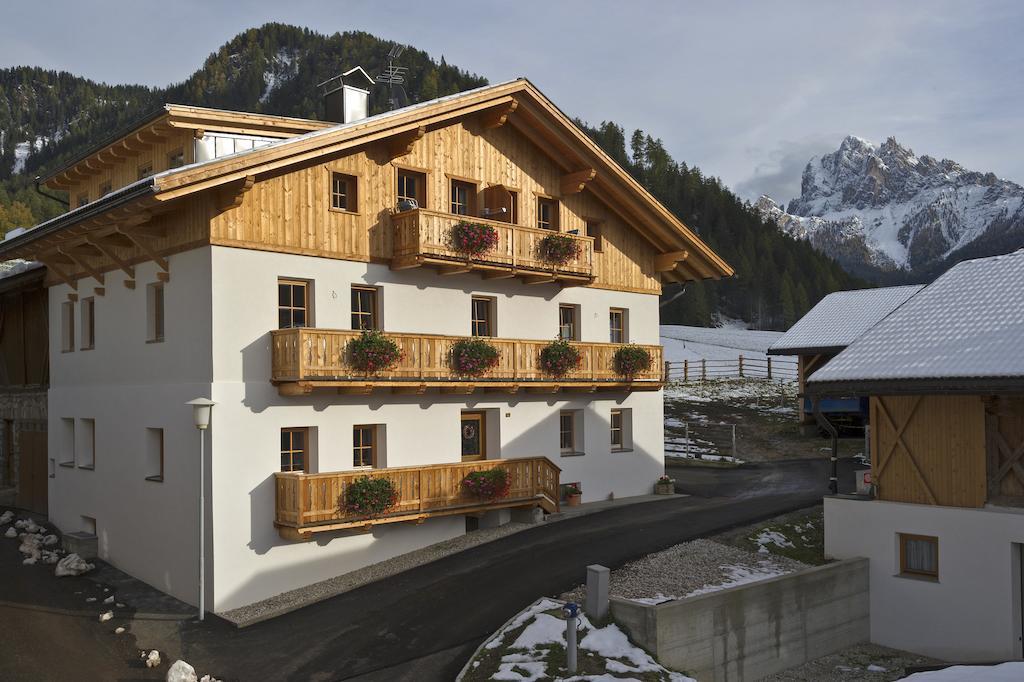 Appartments Jagerhof Braies  Luaran gambar